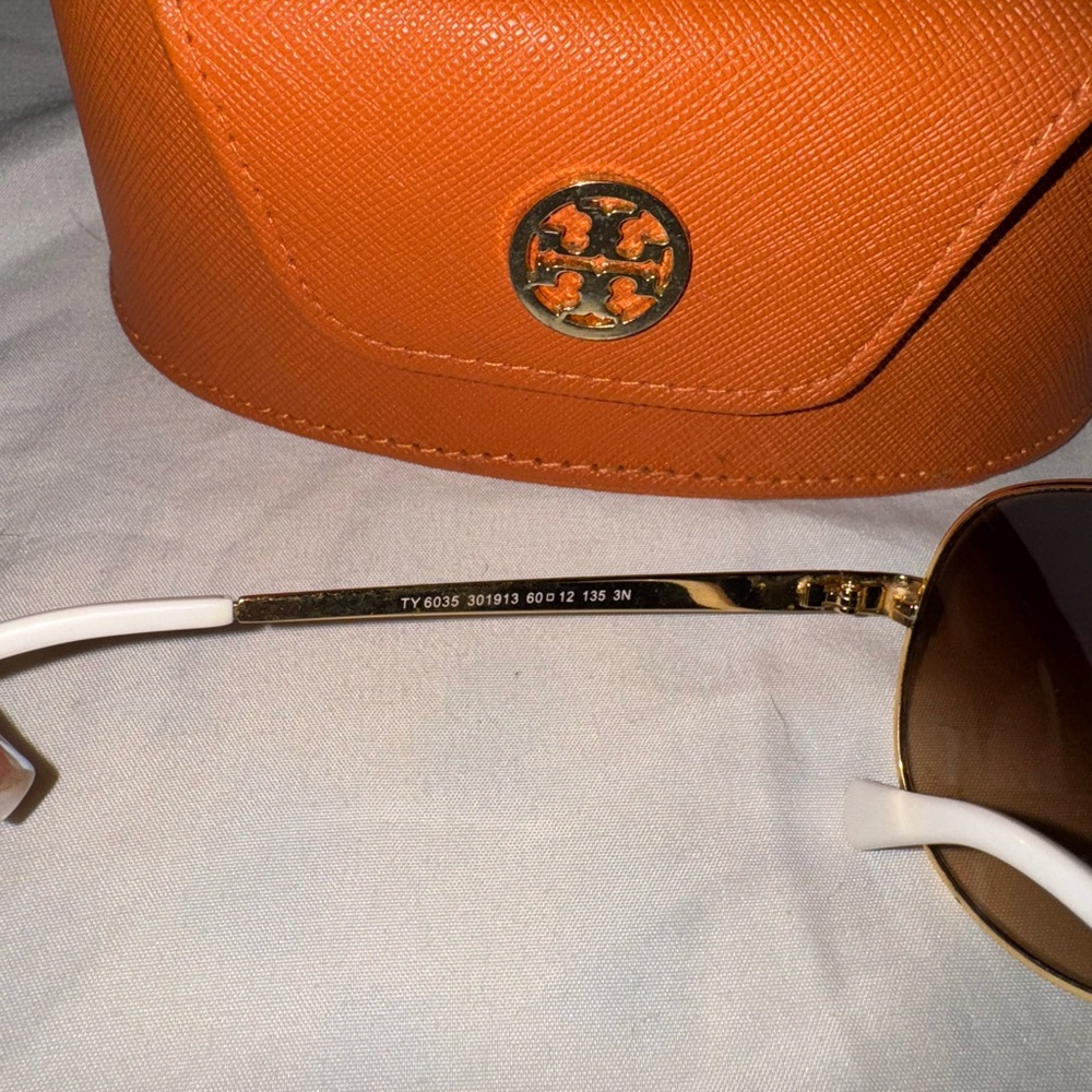 Tory Burch Aviator Sunglasses with Brown Lenses - Picture 4 of 4